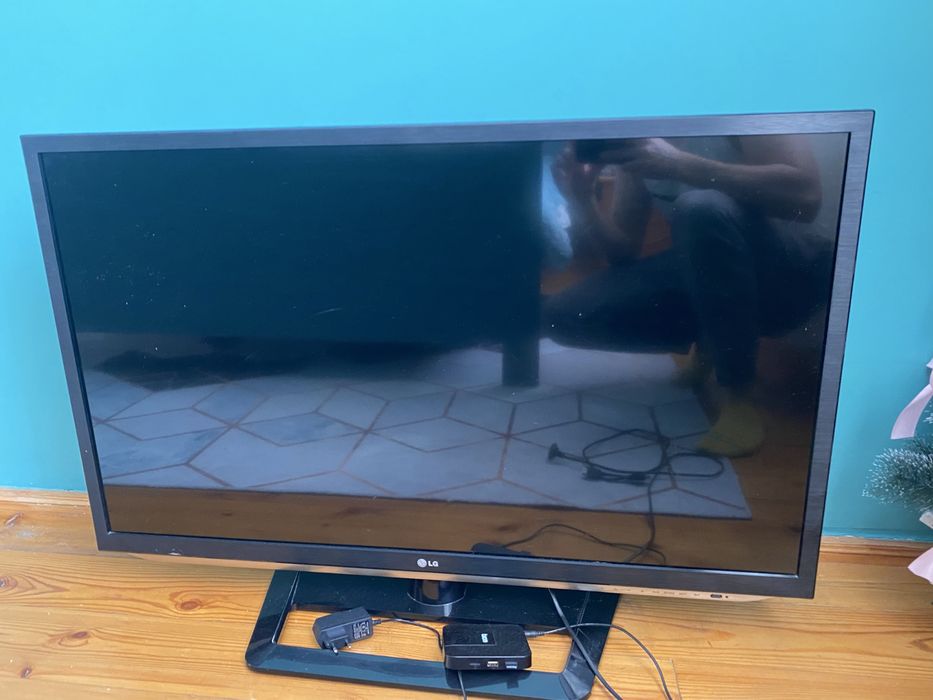 Продам телевизор