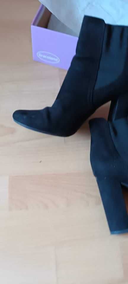 Botine cu toc gros 39