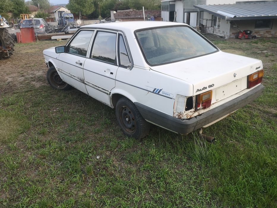 Audi 80 B2 на части