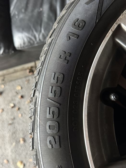 Jante Volvo R-Design 205/55/16 iarna Vredestein dot 2021