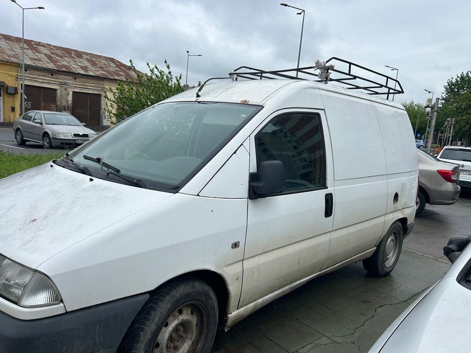 Vând autoutilitară Peugeot Expert