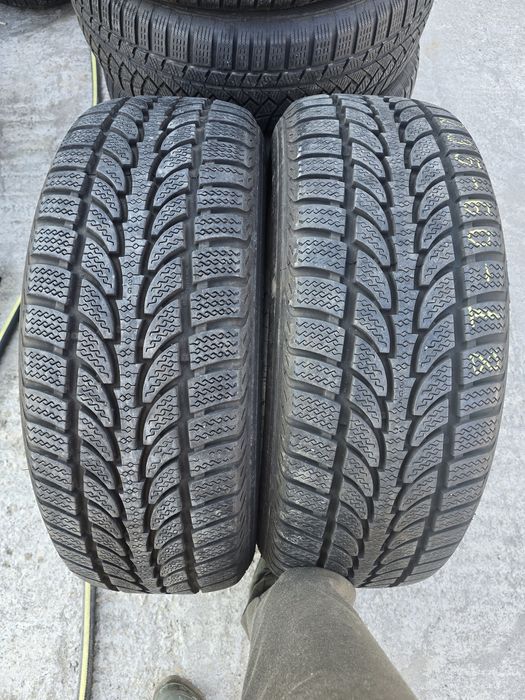 2 Броя 235/60/18 Laponnia 9mm