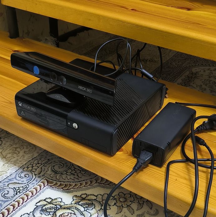 Xbox 360 E приставка