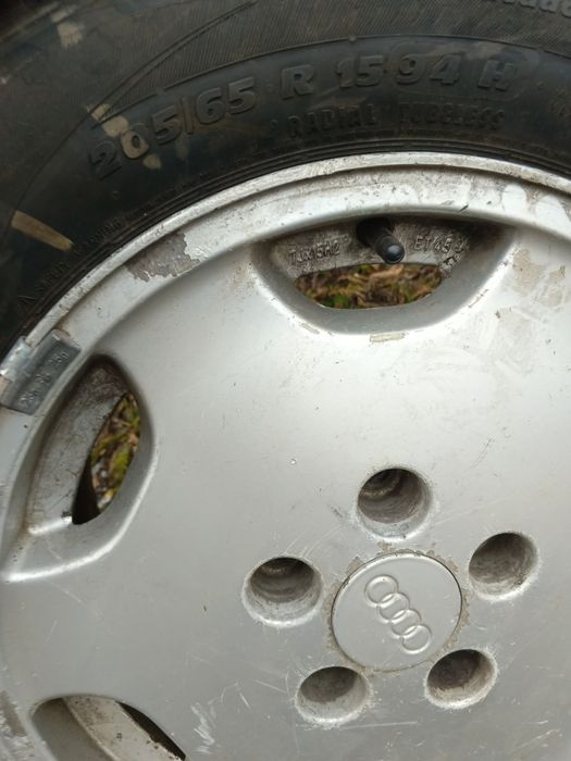 Продам запаску 5. 112 . 15.  Ауди 100 с 4 была . запаска     R