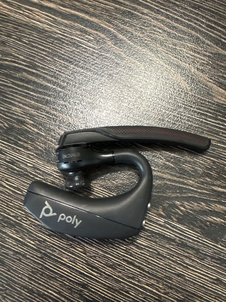 plantronics voyager 5200 uc + каска и Bluetooth адаптер