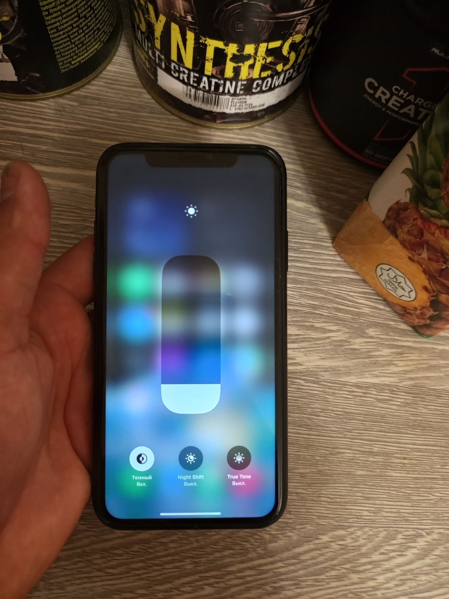 Iphone XR  xolati yaxshi aybi yoʻq