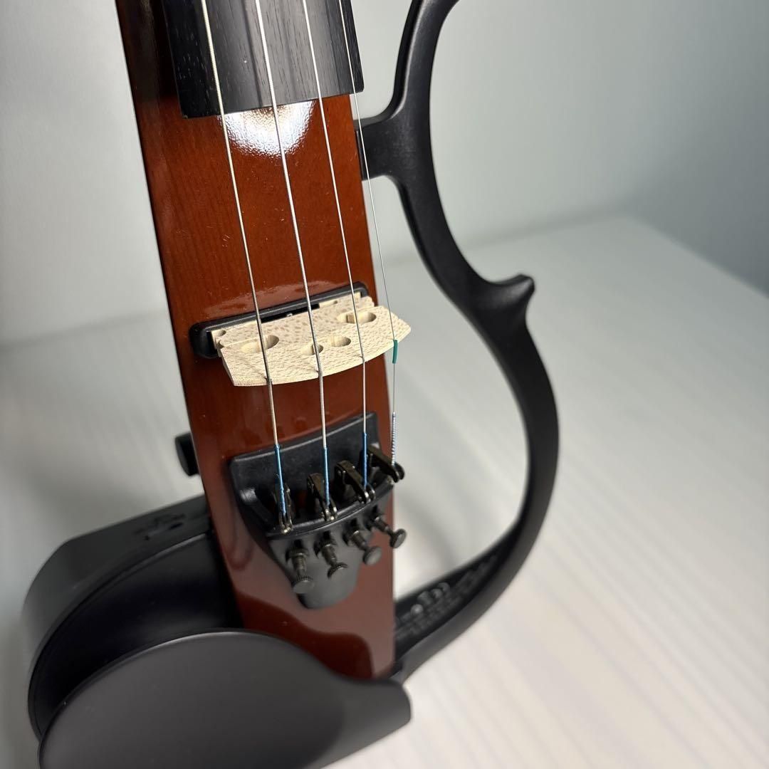 Skripka yamaha 120