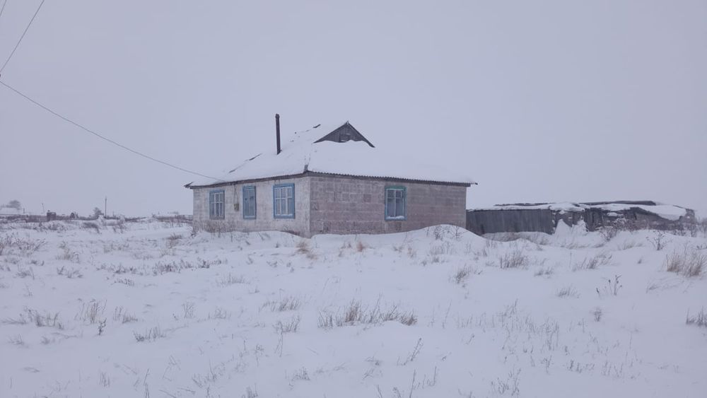 Продам и или обменяю ДОМ на КРС или лошадей