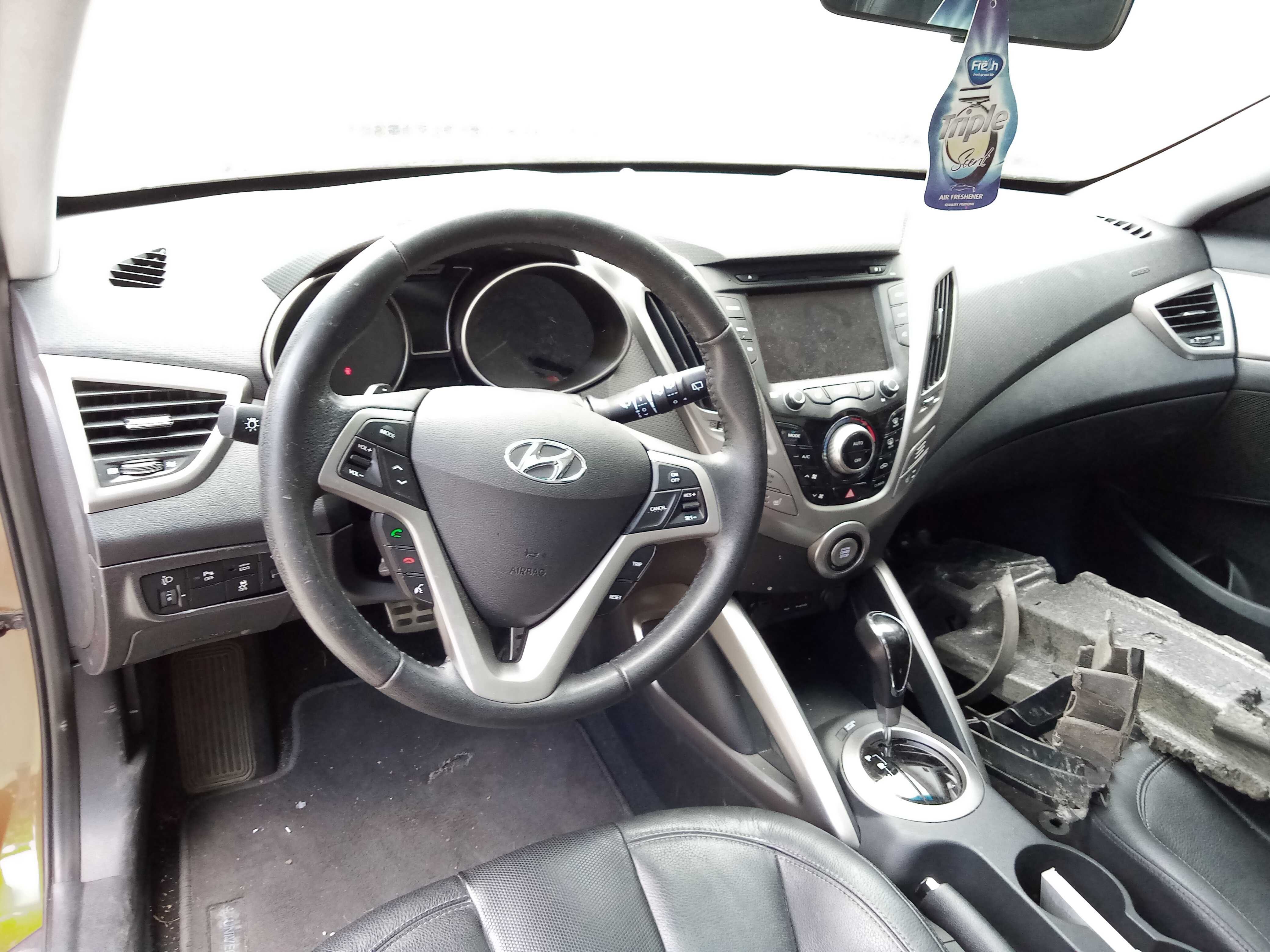 Хюндай Велостер/Hyundai Veloster