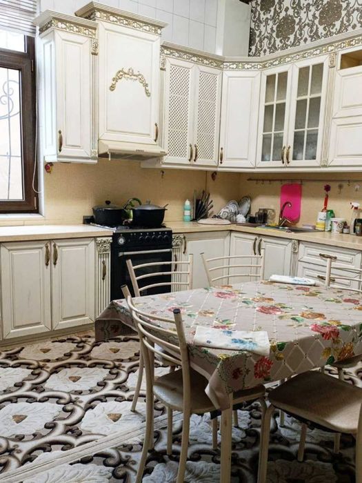 Фозилтепа кучасида 2 кавватли уй кизларга безмаклер Олмазор метро якин