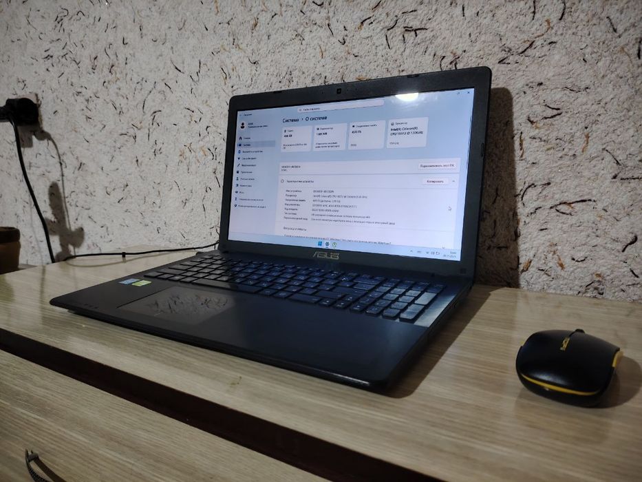 Asus X550C сотилади  110$.