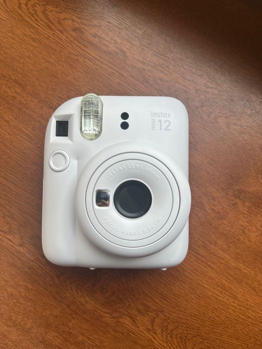 Фотоаппарат мгновенной печати Fujifilm Instax Mini 12, цвет белый