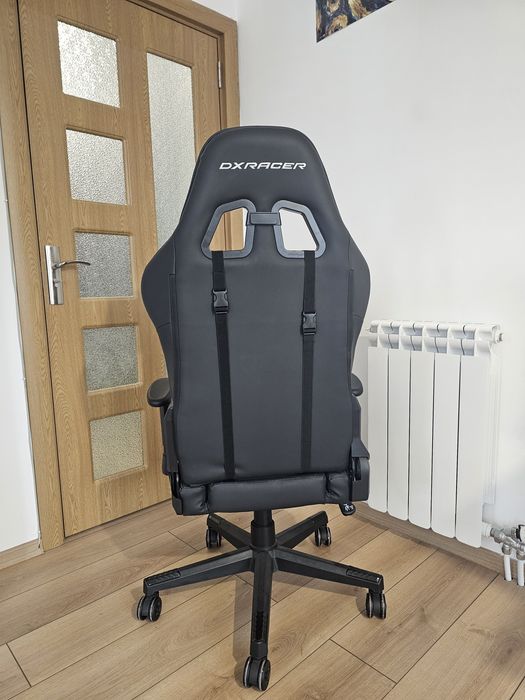 Геймърски стол DXRacer Prince