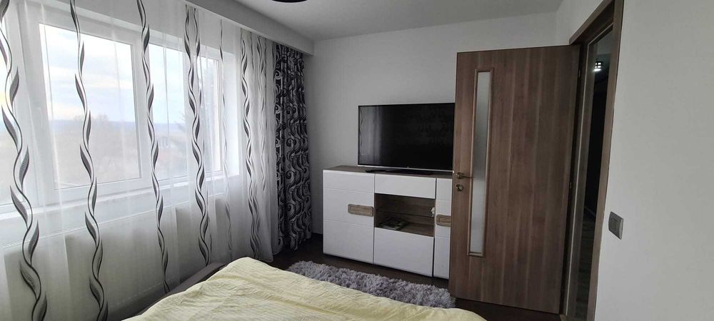 Vand Aparmament 3 camere
