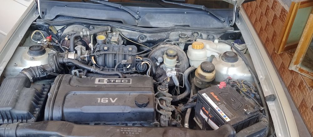 Нехиа2 сотилади мошин таёр факат хайдаш керак