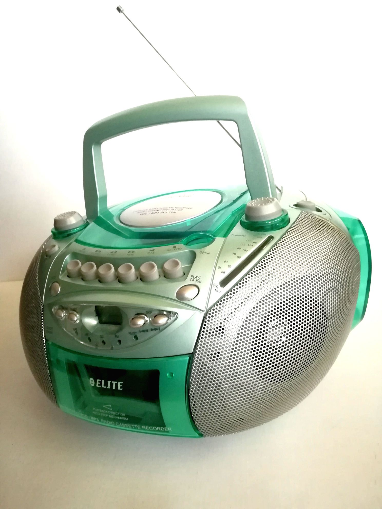 Boombox портативно радио