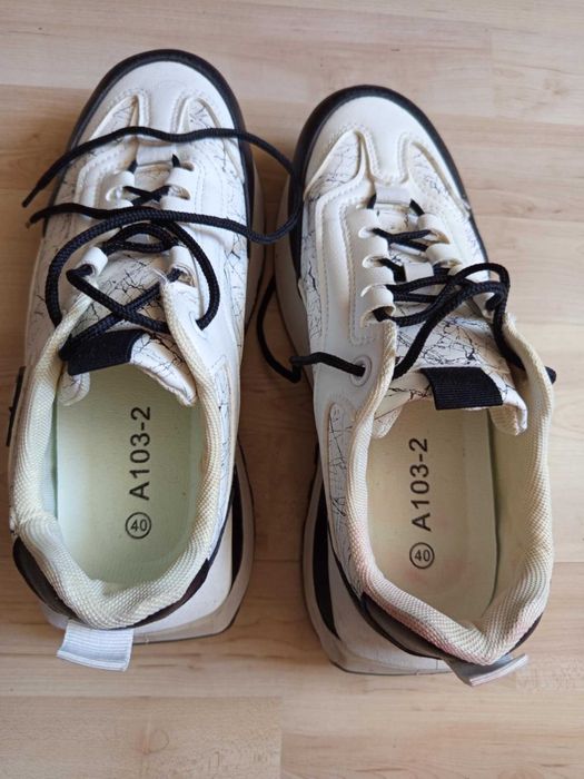 Adidasi Nr.40 Bucuresti UniSex!