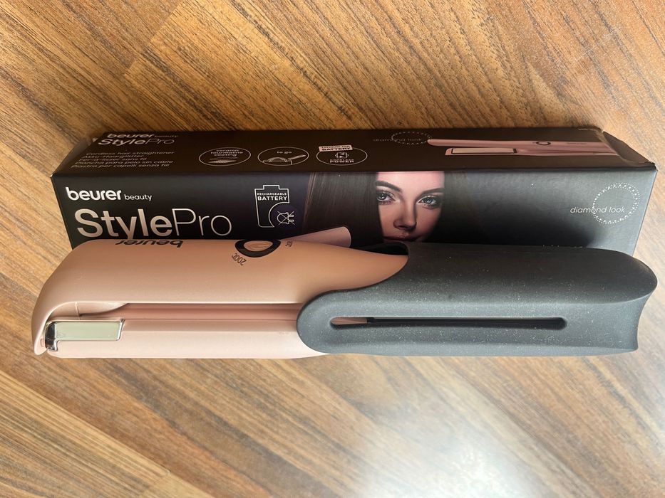 Безжична travel-size преса за коса Beurer StylePro