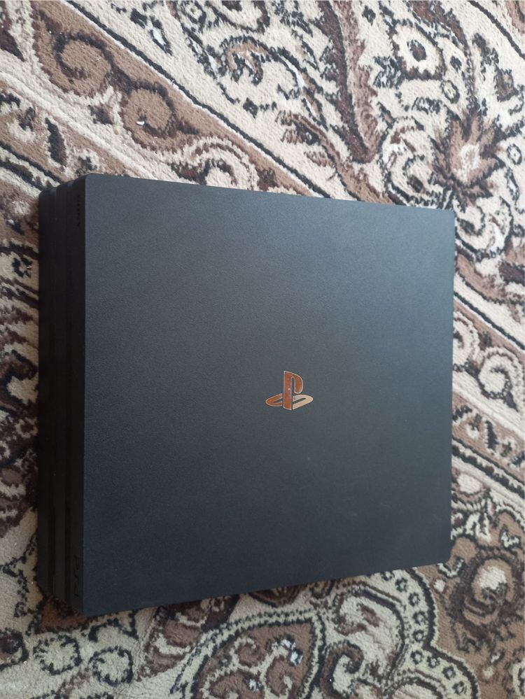 Playstation 4 pro 1 TB