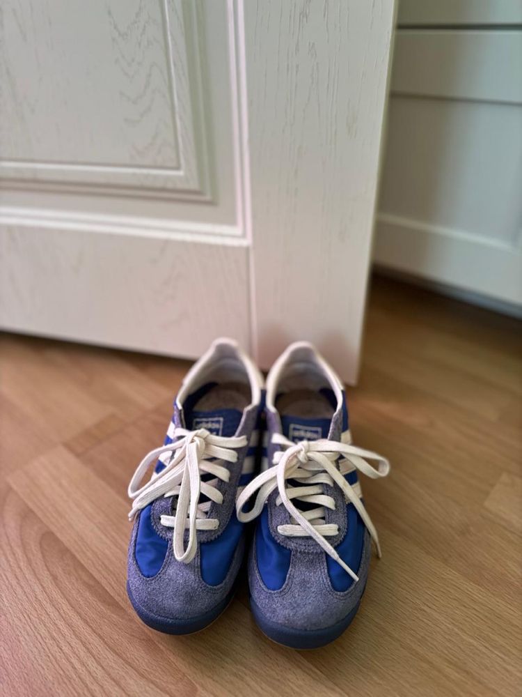 Adidas крос продается