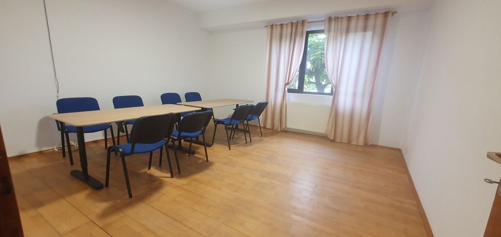 Închiriez vila zona Blascovici ( Balta verde)