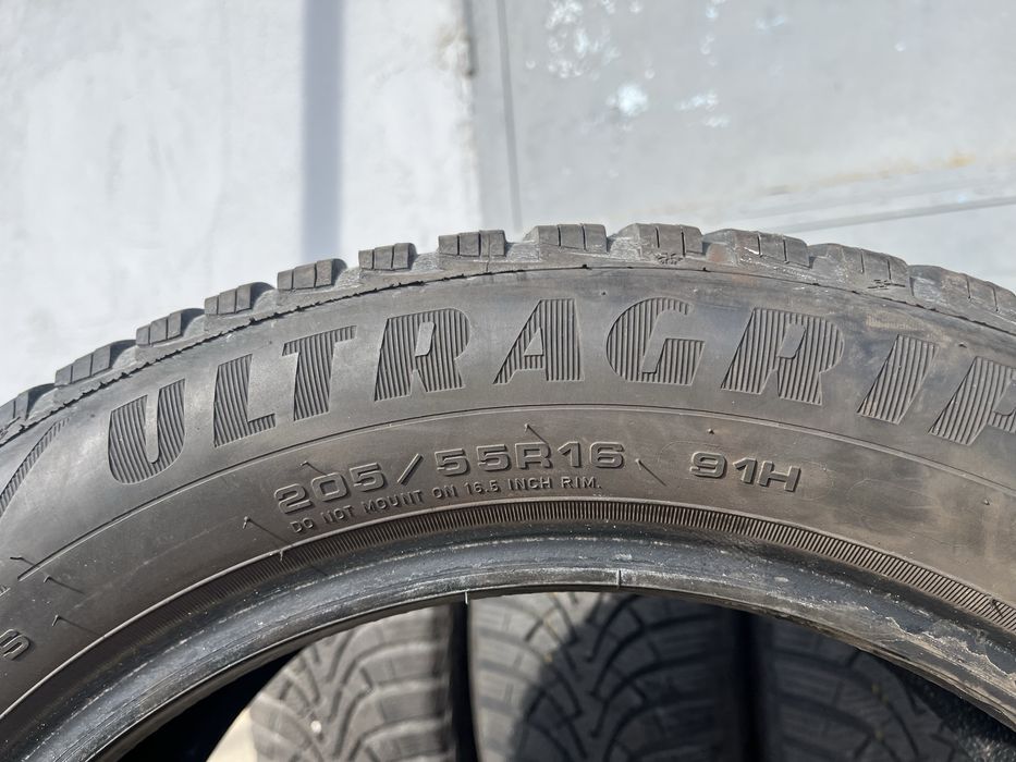 4 бр. зимни гуми 205/55/16 GoodYear DOT 3817 4-5 mm