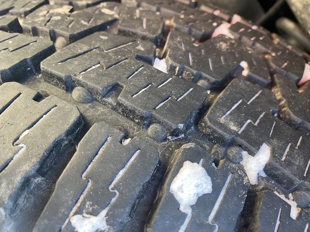 265/60/18 Pirelli