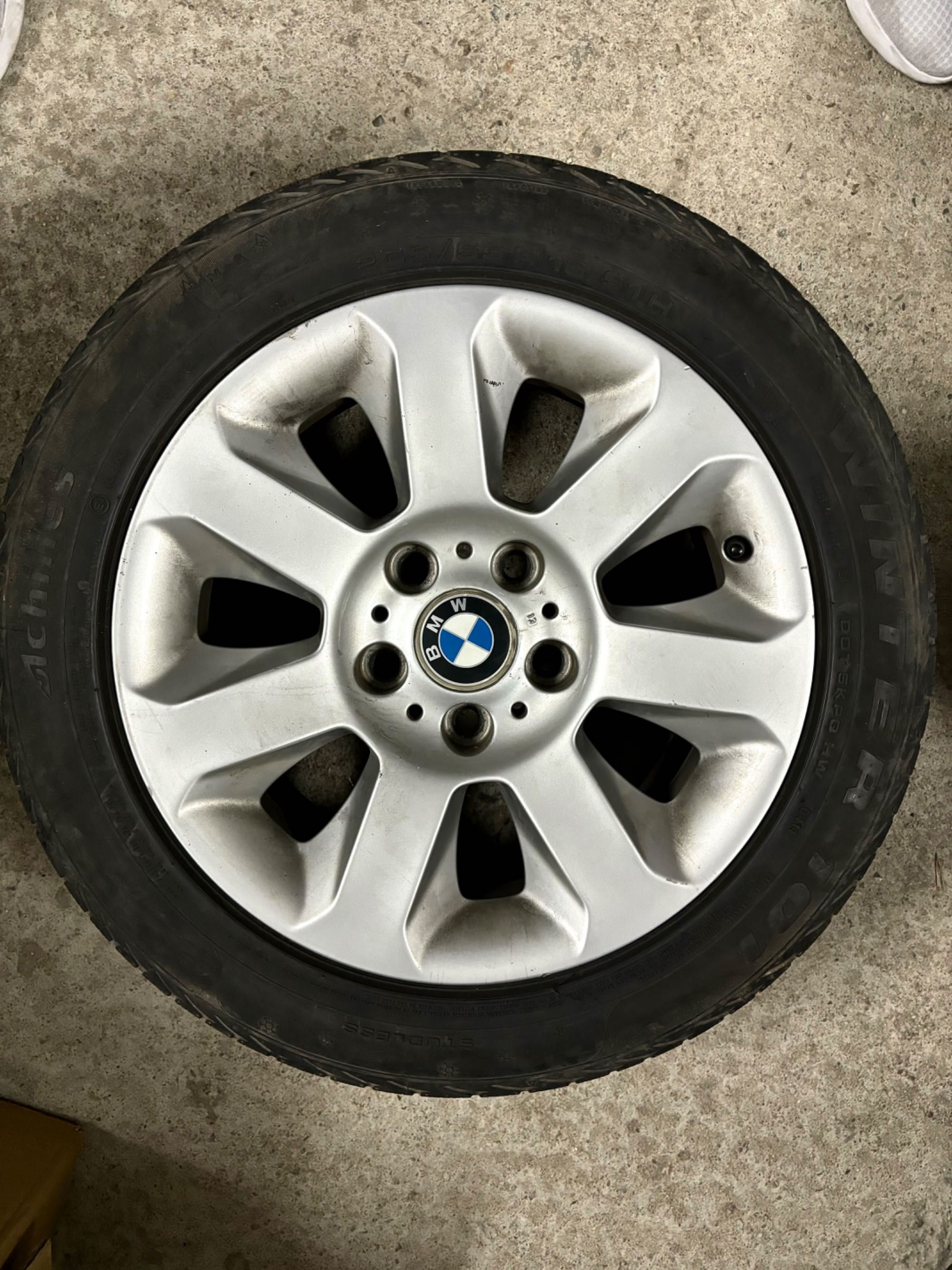 Джанти с гуми BMW 16” Стил 115 / 5x120 / ET20