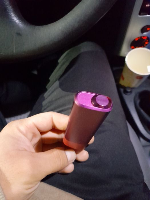 Vând iqos iluma 50 ron