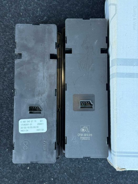 Panou comenzi geamuri și oglinzi Mercedes Actros MP4 – OEM A9605452713
