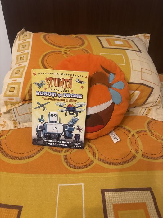 Carte stiinta in comicsuri roboti si drone