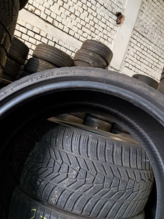 Anvelope second iarna 245 30 R20 Hankook