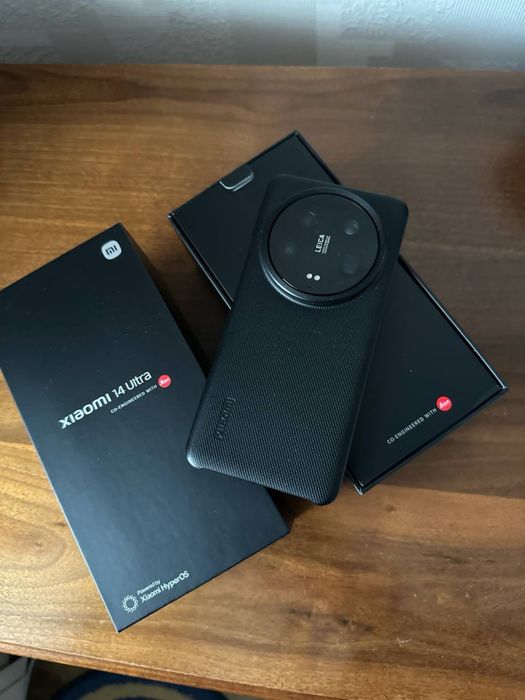 Xiaomi 14 Ultra black