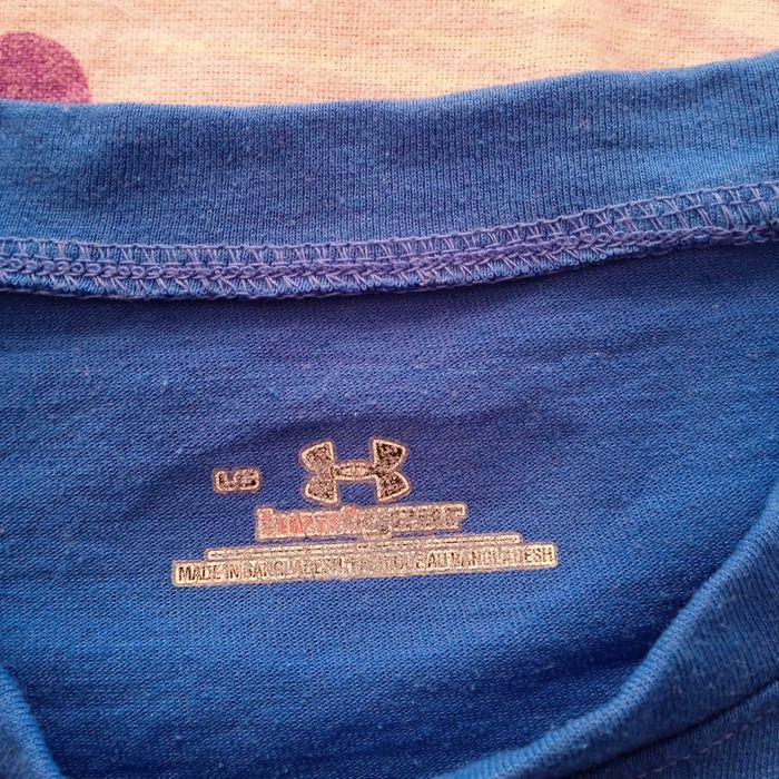 UNDER ARMOUR L КАТО НОВА оригинална тениска UA фланелка jersey