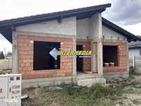 Casa noua de vanzare la rosu in Alba Iulia teren 423 mp