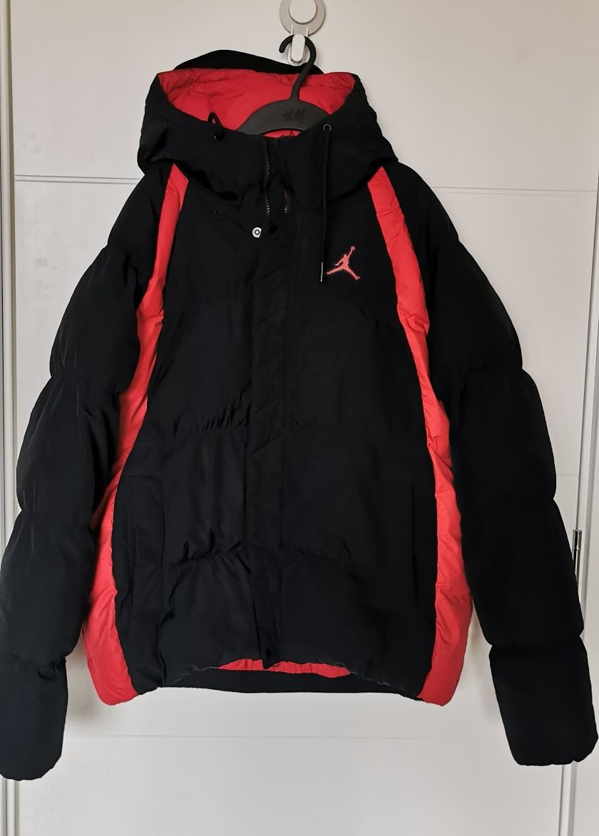 Яке Nike Jordan Essentials Men's Puffer Jacket DA9806-010 размер М