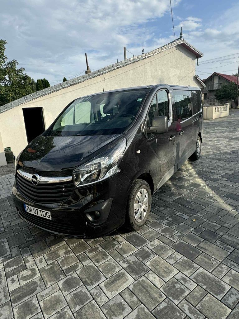 Opel Vivaro 5+1 2019