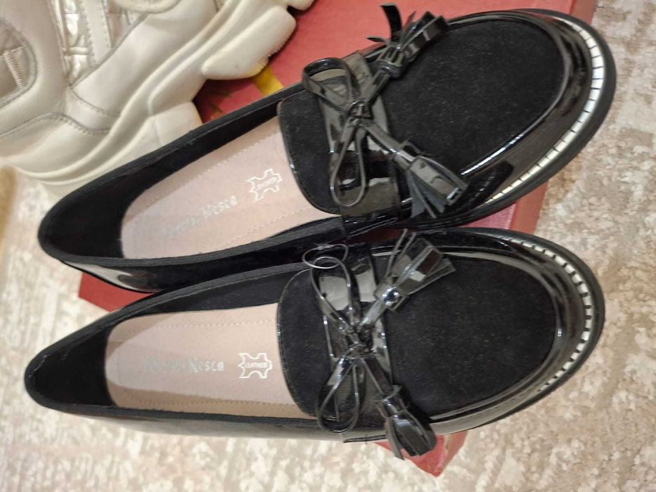 қыз баланың аяқ киімі