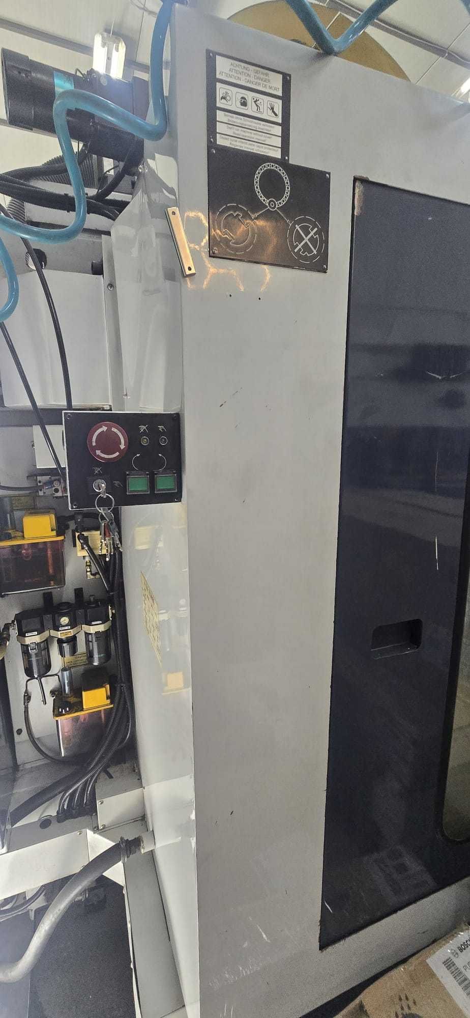 Masina de frezat CNC Spinner VC500