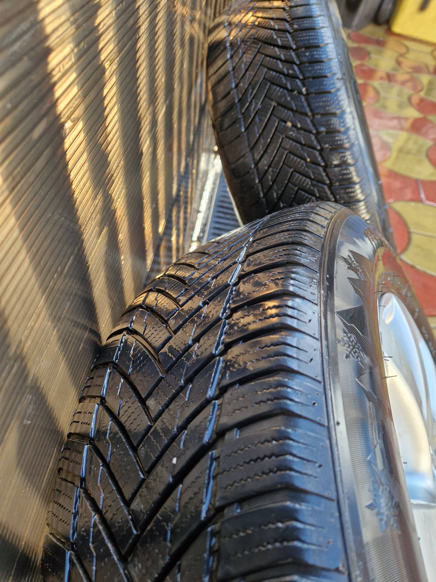 Jante aliaj originale VW 5x112  R 15 cu anvelope iarnă