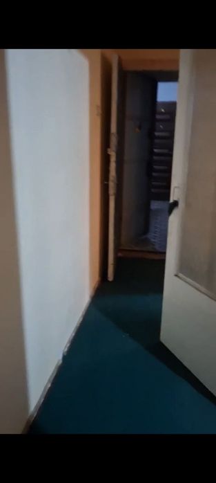 Uy sotiladi 1 xonali 2 xona qilingan