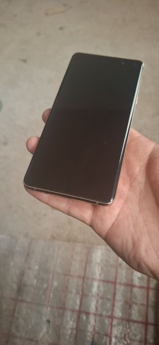 Samsung S10 5G 8/256 ishlashi hammasi zor alishgan joyi yoq