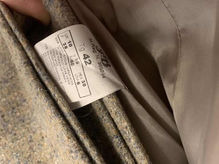 Дамски костюм от две части