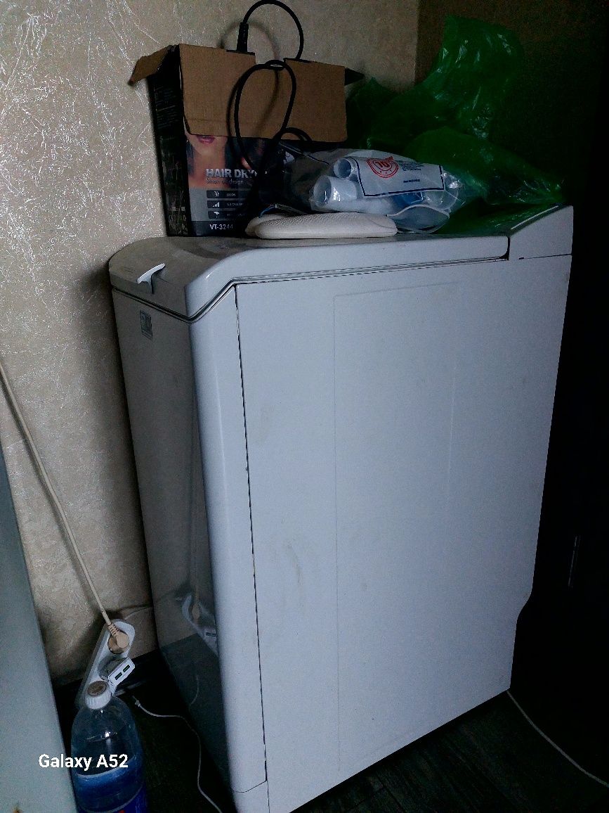 Продам стиральную машинку