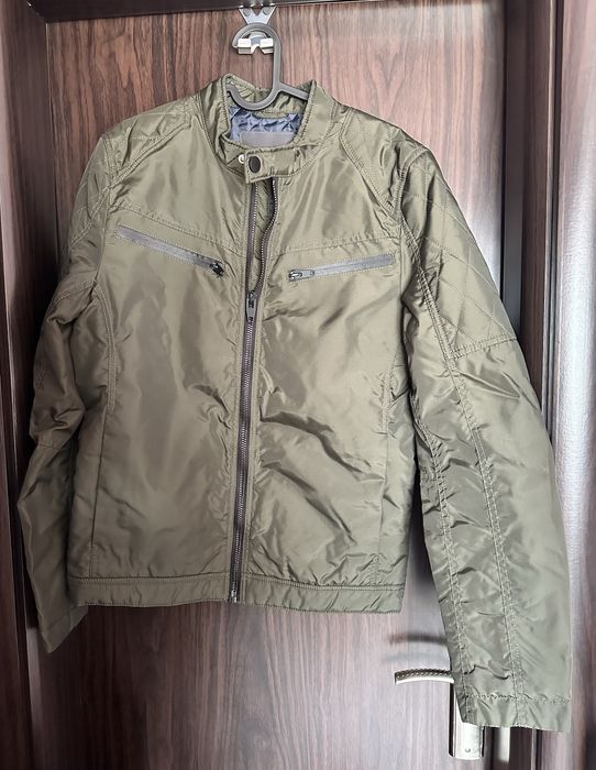 Мъжки пролетно-есенни якета