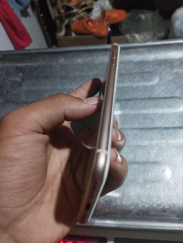 Iphone 8 plus 64 GB