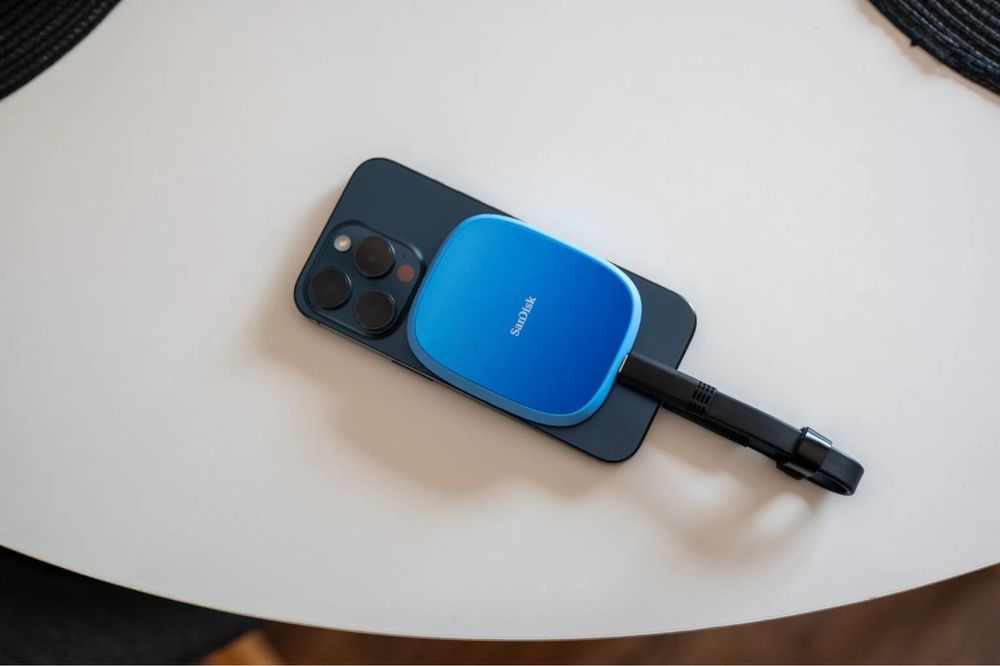 Портативный ssd Sandisk CREATOR SSD