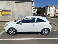 Opel corsa D 2010 1.2 benzina . 2300 euro