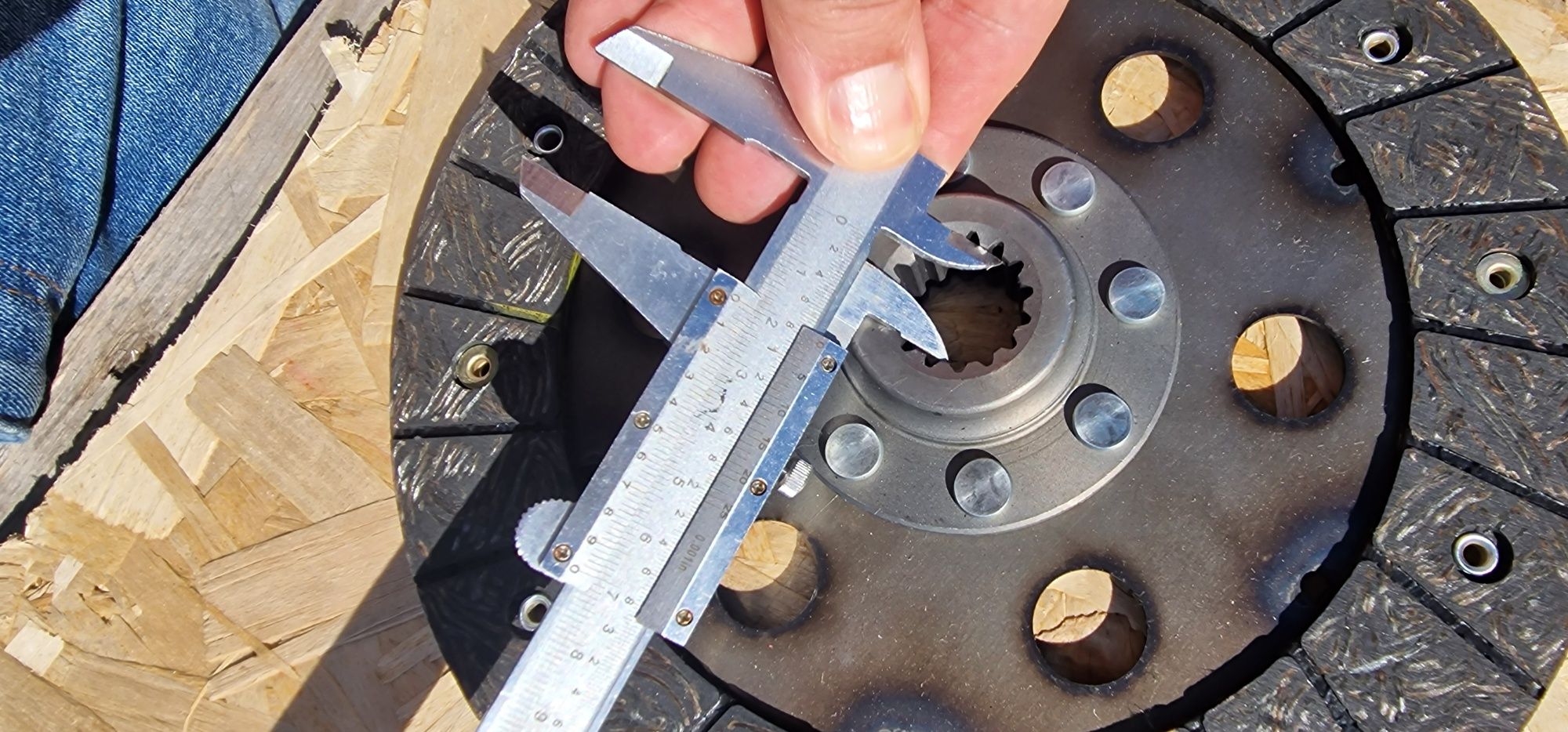 Disc ambreiaj tractor ford dexta 15 dinți diametru total 230 mm preț 4