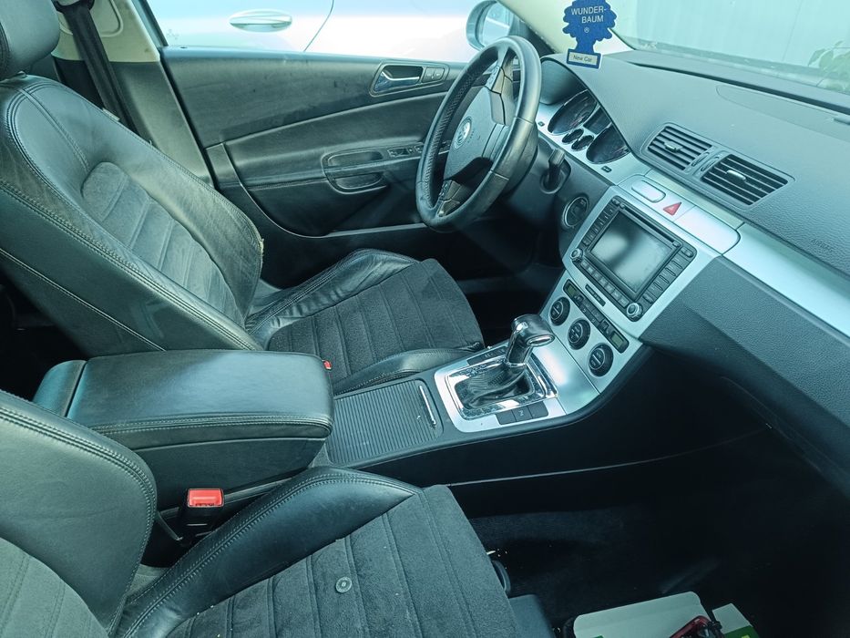 Volkswagen Passat 2.0 TDI 170 CP automata alcantara